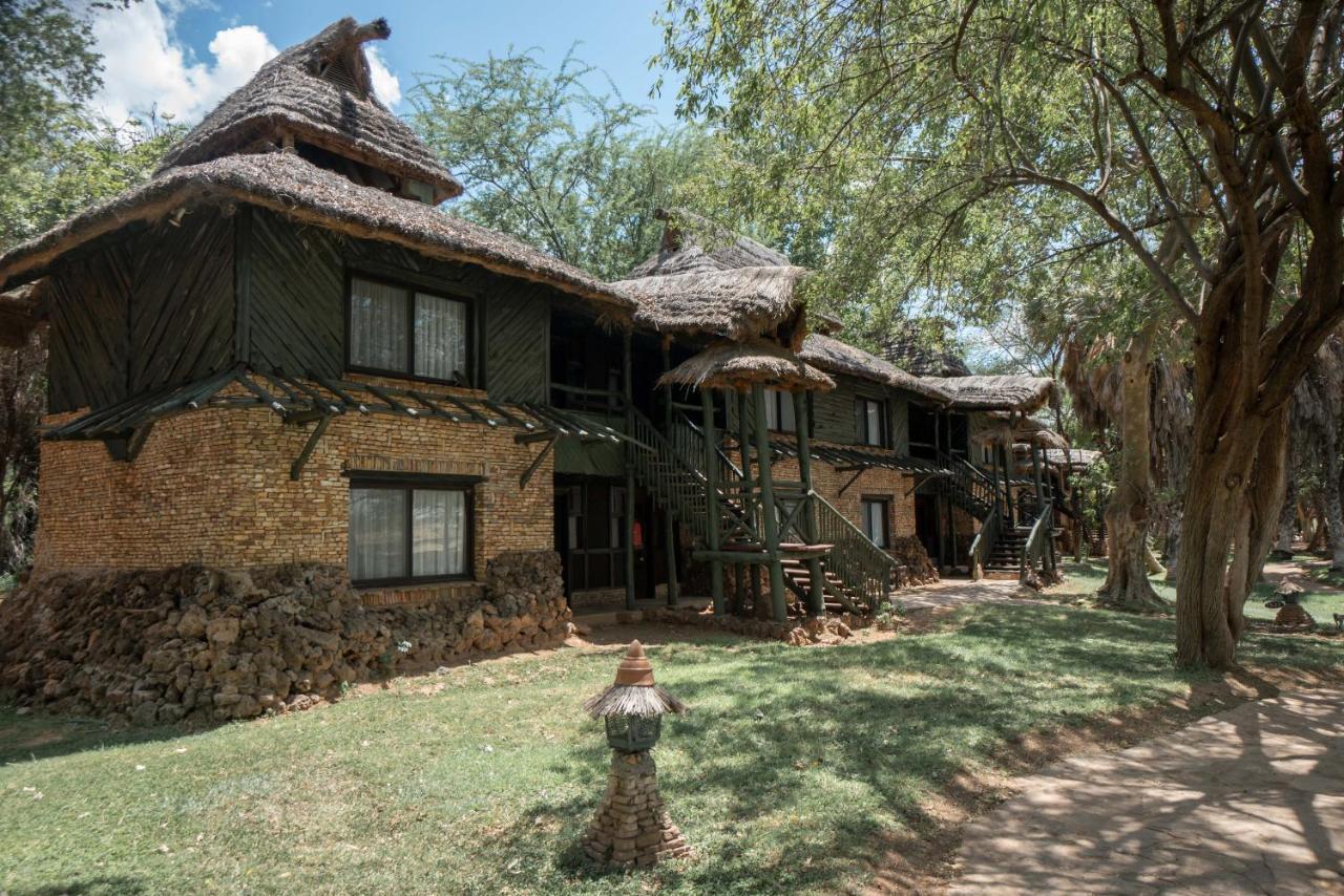 Sarova Shaba Game Lodge Archers Post エクステリア 写真