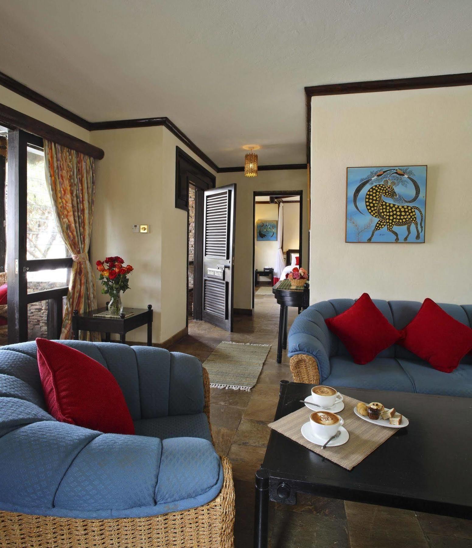 Sarova Shaba Game Lodge Archers Post エクステリア 写真