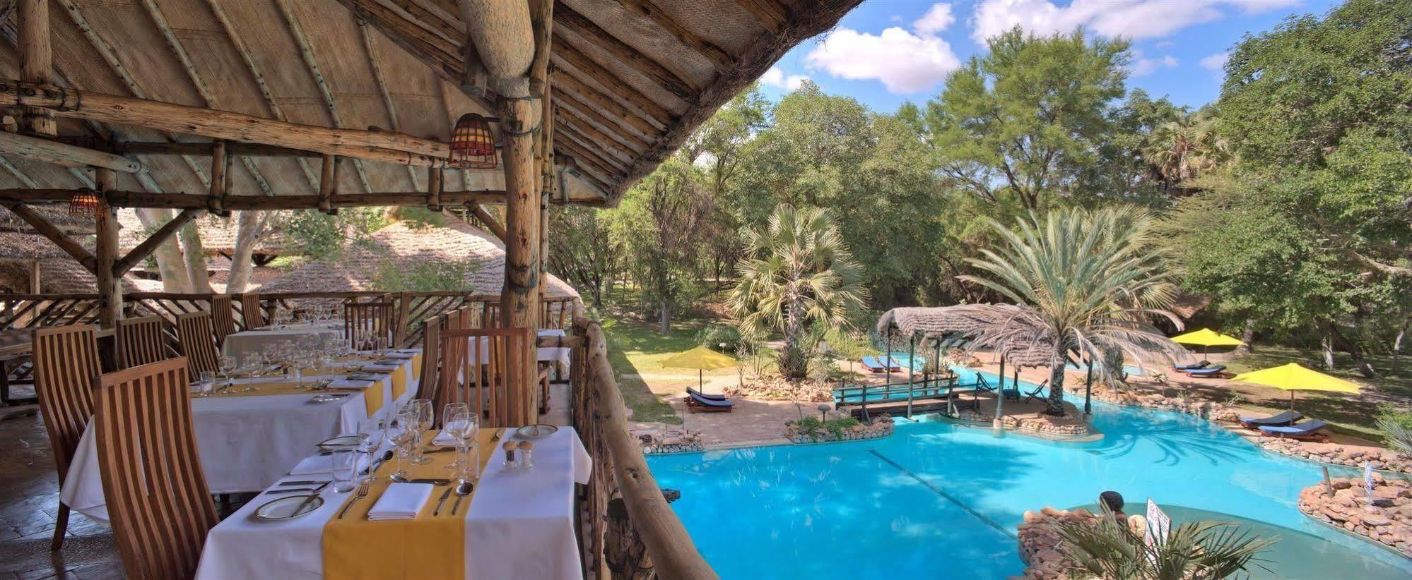 Sarova Shaba Game Lodge Archers Post エクステリア 写真